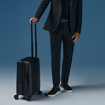 Men's Travel Suits: Stay Sharp on the Go