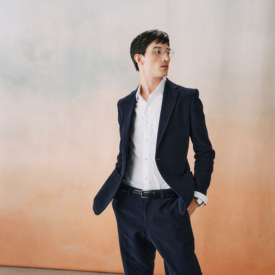 job interview suit no tie