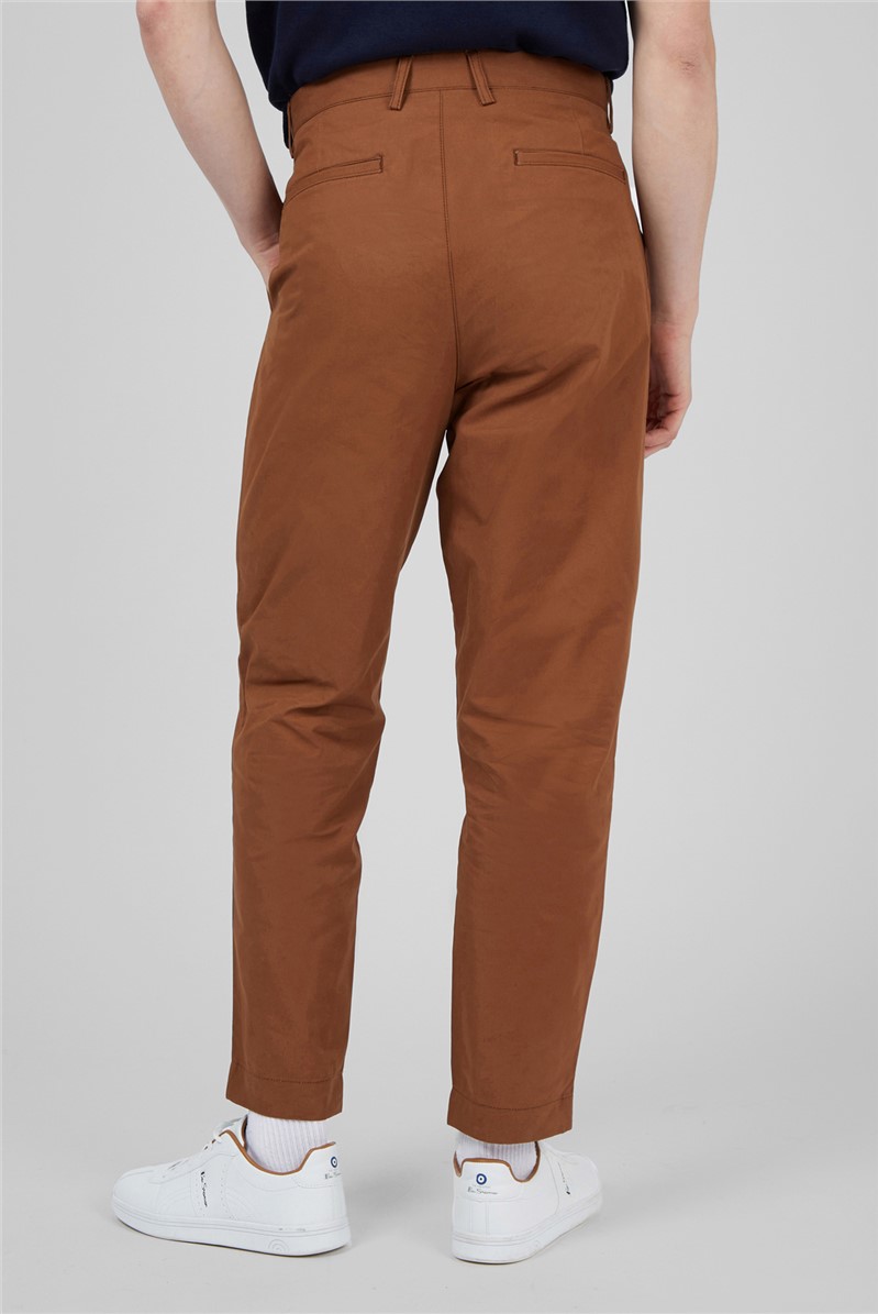 Ben Sherman Twill Relaxed Taper Pleat Trouser
