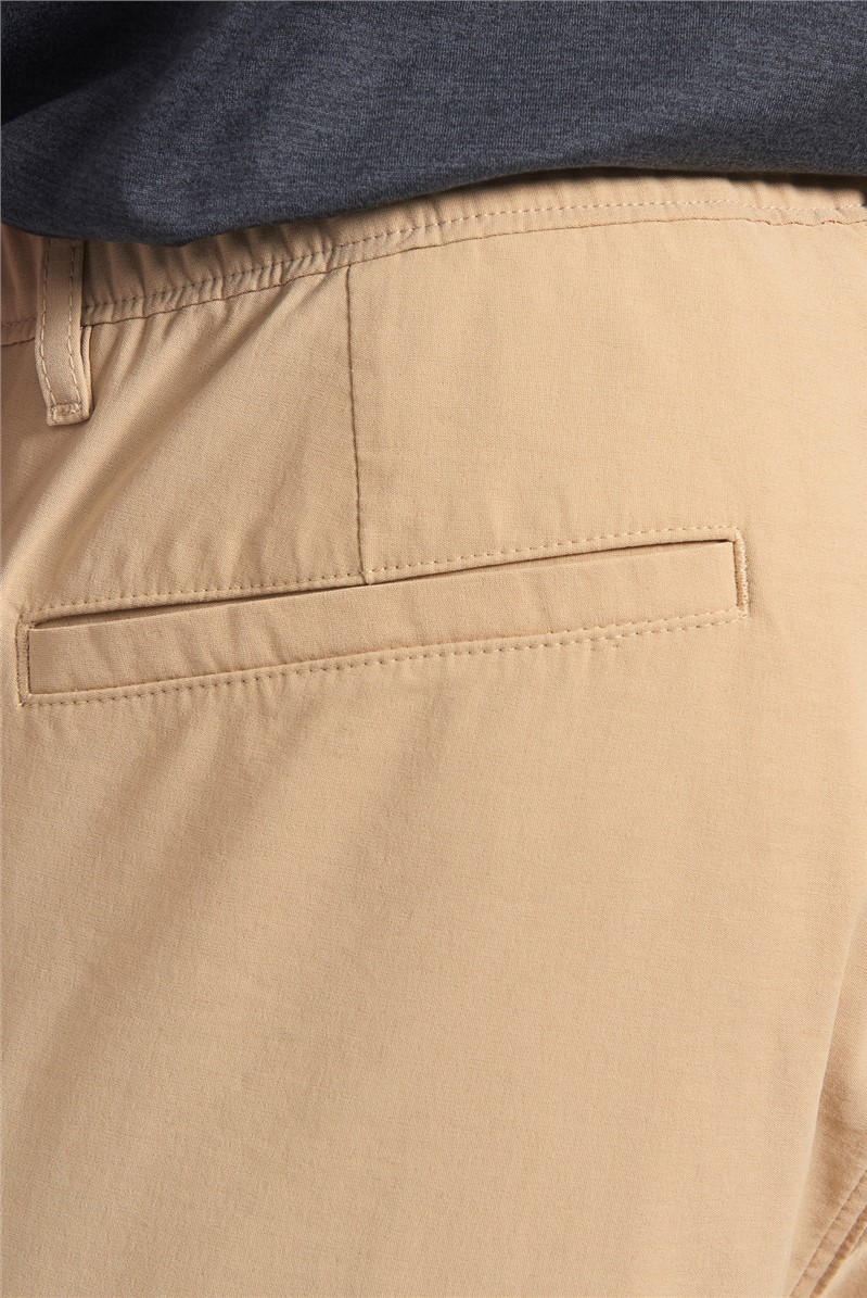  24/7 Packable Motion Tan Chino