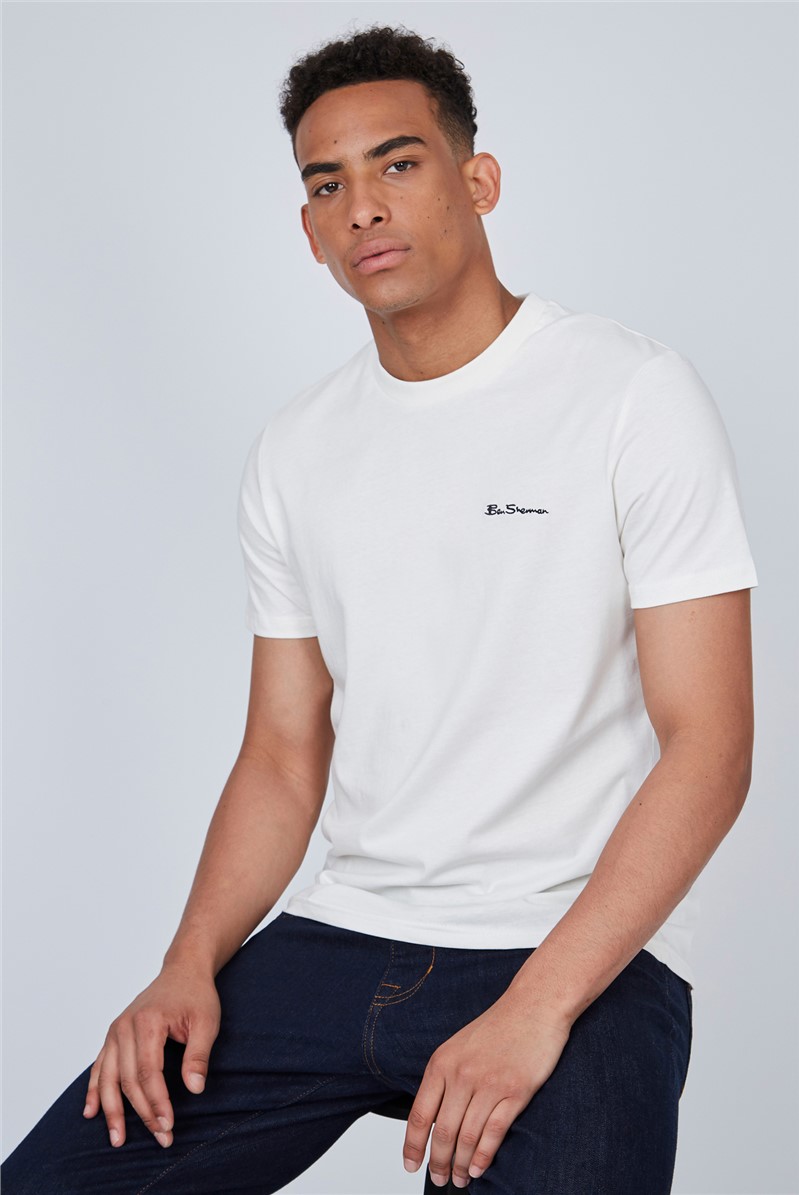 Embroidered Logo T-shirt