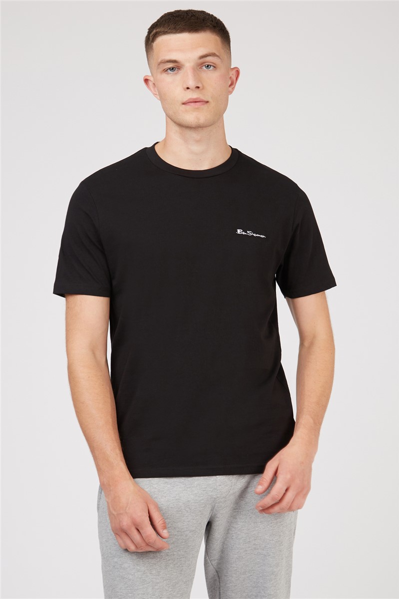 Embroidered Logo T-shirt