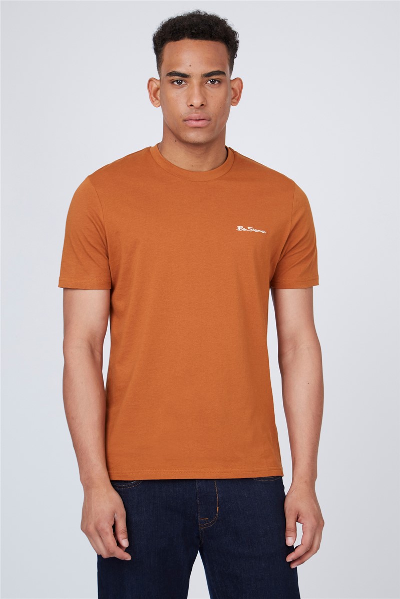 Embroidered Logo T-shirt