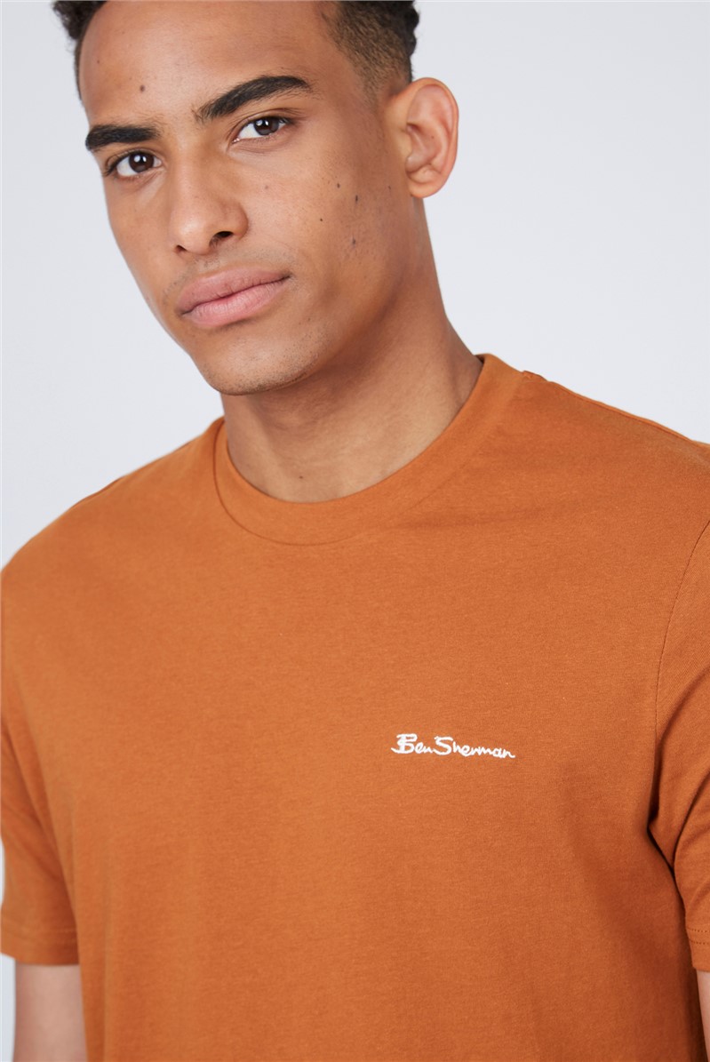 Embroidered Logo T-shirt