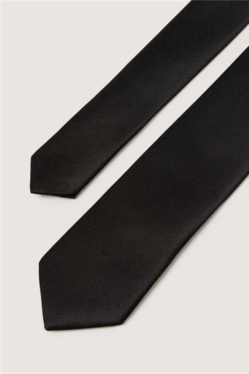  Black Tie