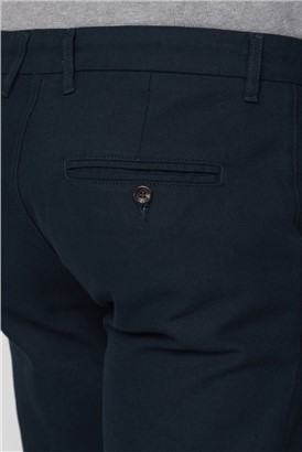  Canvas Slim Chino