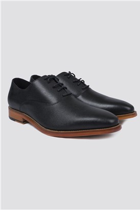  Black Textured Saffiano Shoe