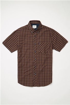  Signature House Checked Short Sleeved Shirt