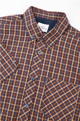  Signature House Checked Short Sleeved Shirt