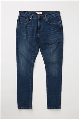  Straight Stonewash Jeans