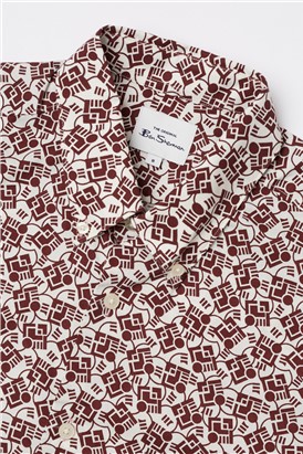  Regular Fit Retro Print Shirt