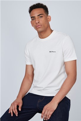 Embroidered Logo T-shirt