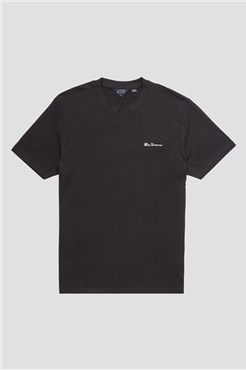 Embroidered Logo T-shirt