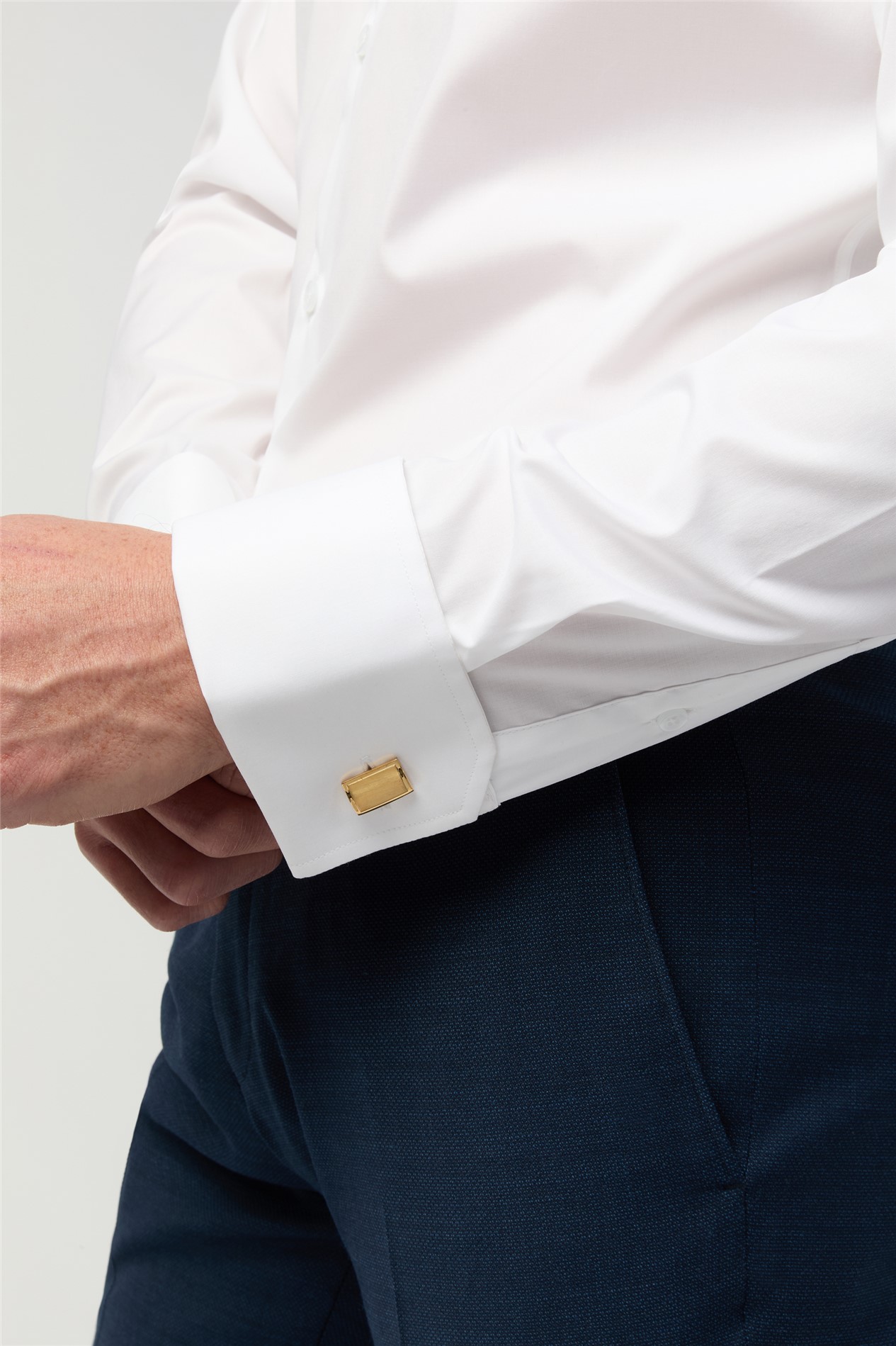  Tailored Fit Non-Iron Stretch Double Cuff Shirt