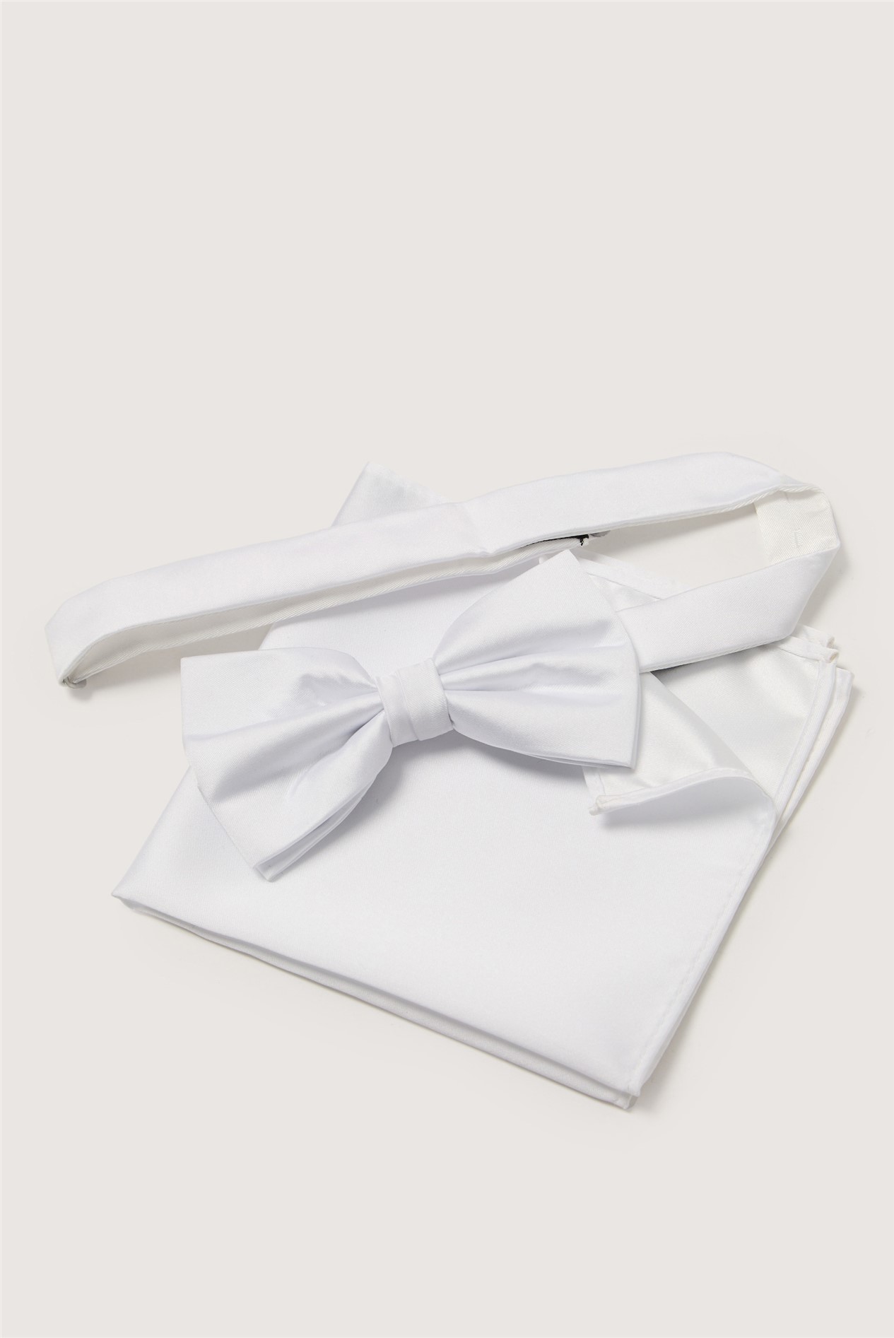  White Satin Bow Tie