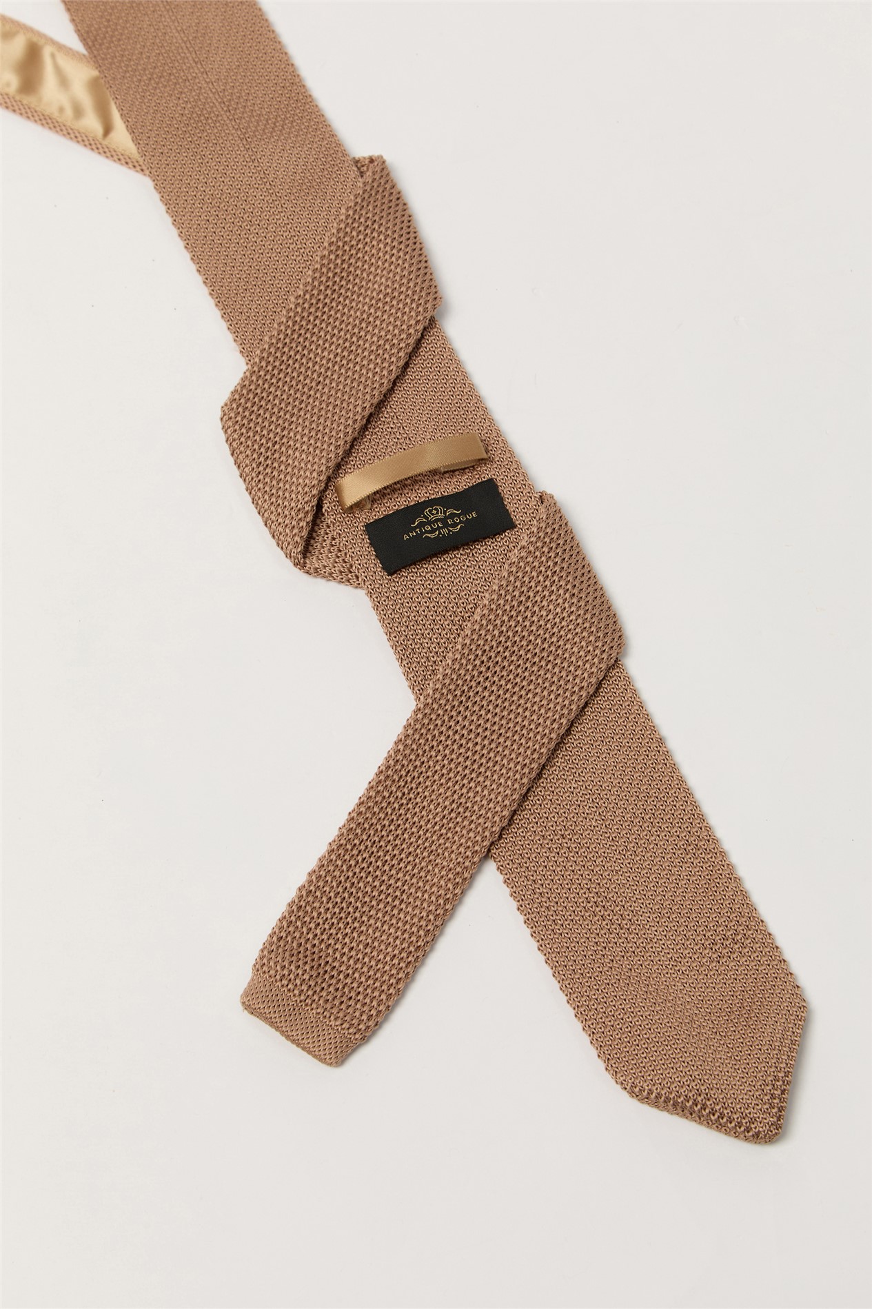Antique Rogue Sand Knitted Tie
