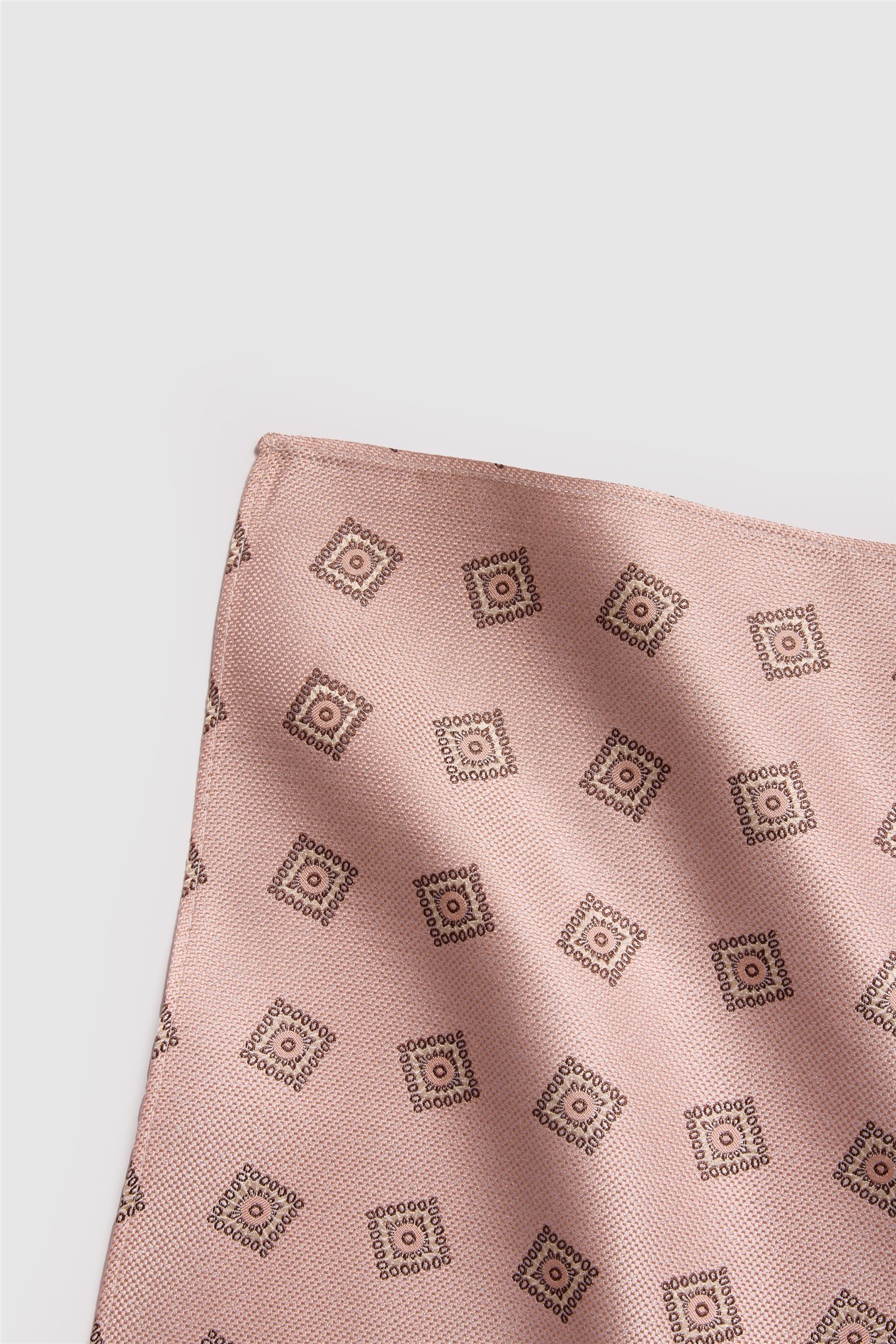 Alexandre Pink Medallion Silk Pocket Sqaure