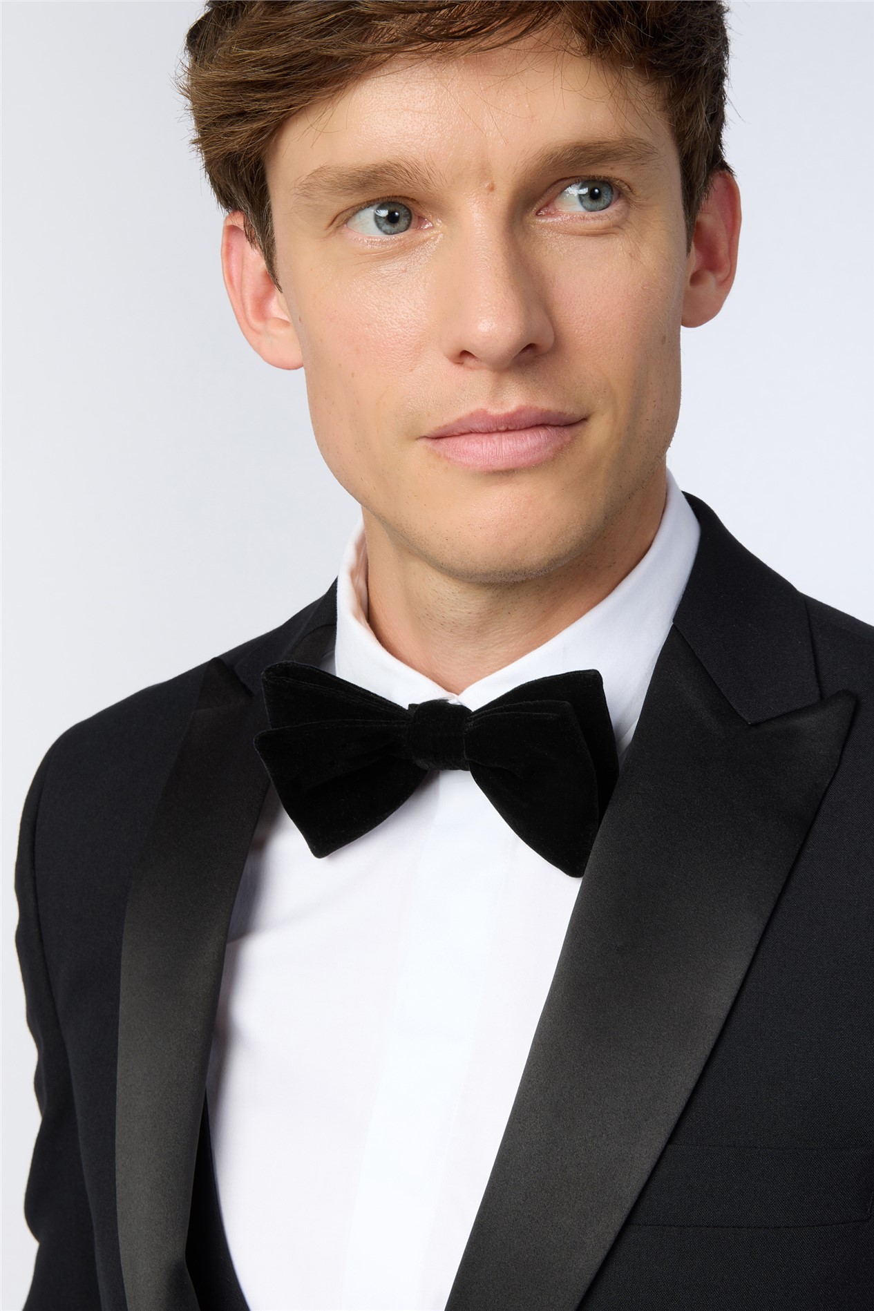Antique Rogue Black Velvet Bow Tie