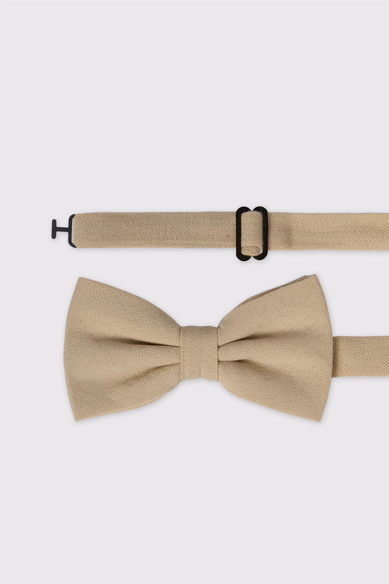 Antique Rogue Ecru Linen Blend Bow Tie
