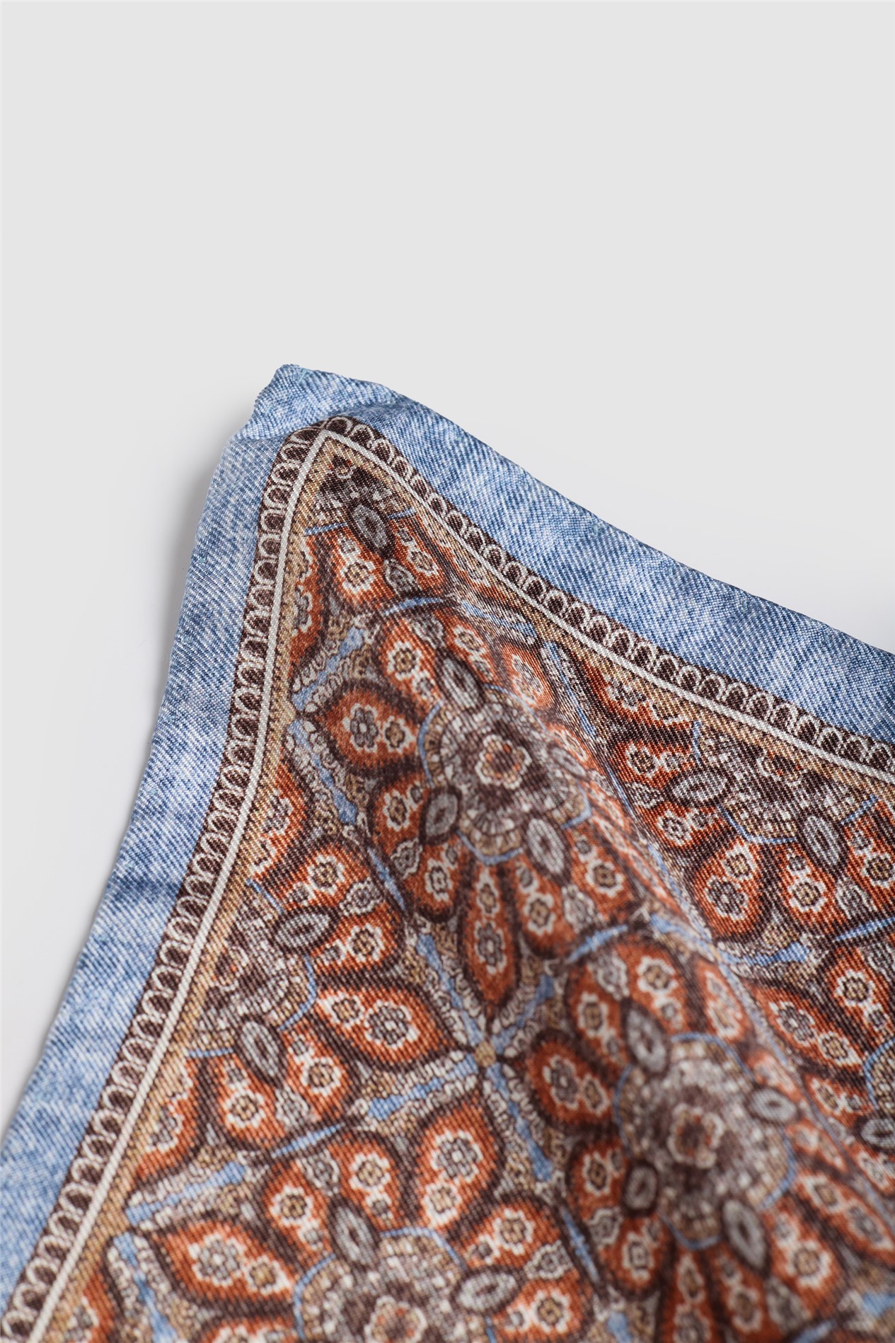 Luciano Versi by Bottinelli Amalfi Rust Italian Silk Floral Motif Pocket Square