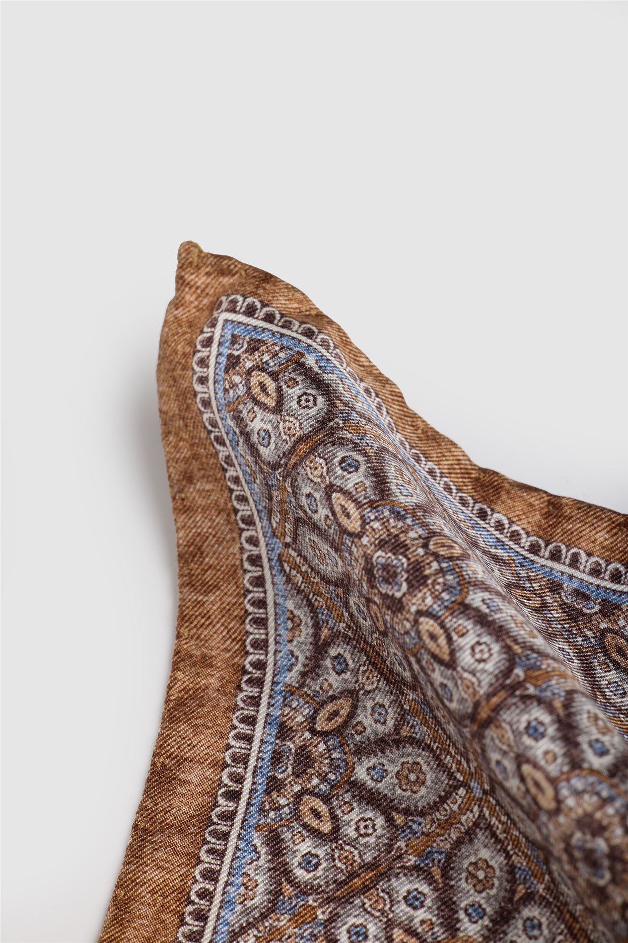 Luciano Versi by Bottinelli Amalfi Tan Italian Silk Floral Motif Pocket Square