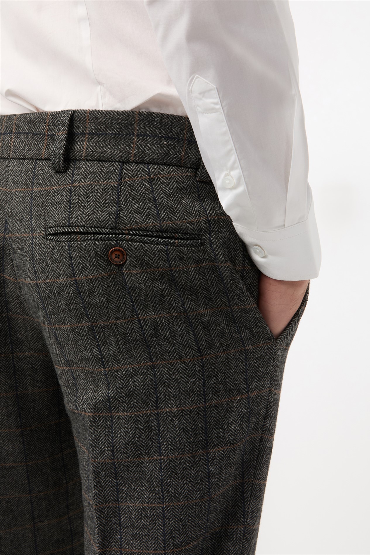Antique Rogue Emerson Herringbone Trouser
