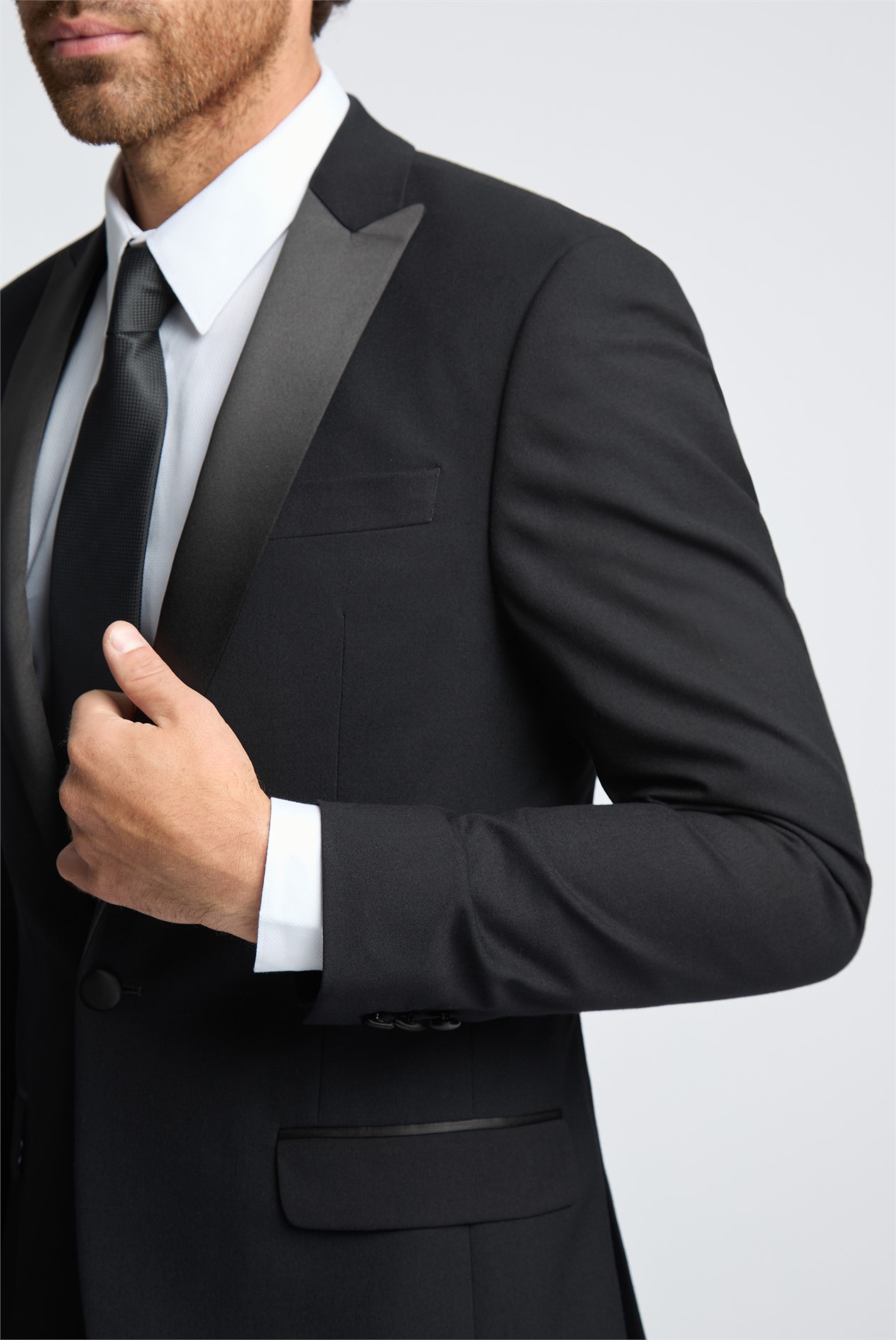 Antique Rogue Slim Fit Huxley Tuxedo Jacket
