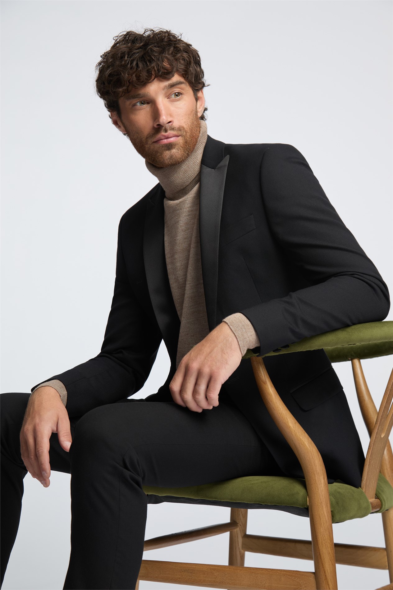 Antique Rogue Slim Fit Huxley Tuxedo Jacket
