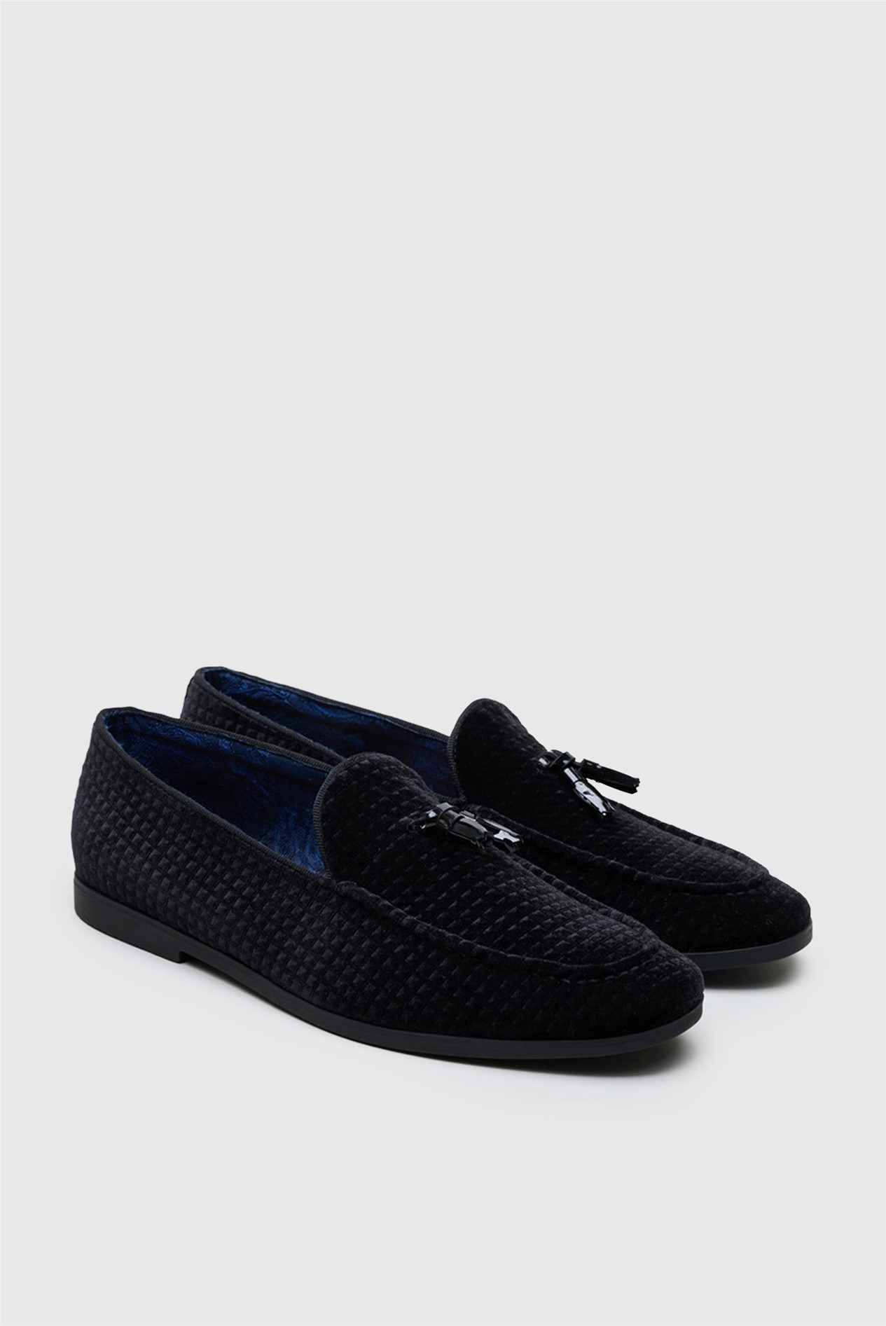 Antique Rogue Henry Black Velvet Loafer