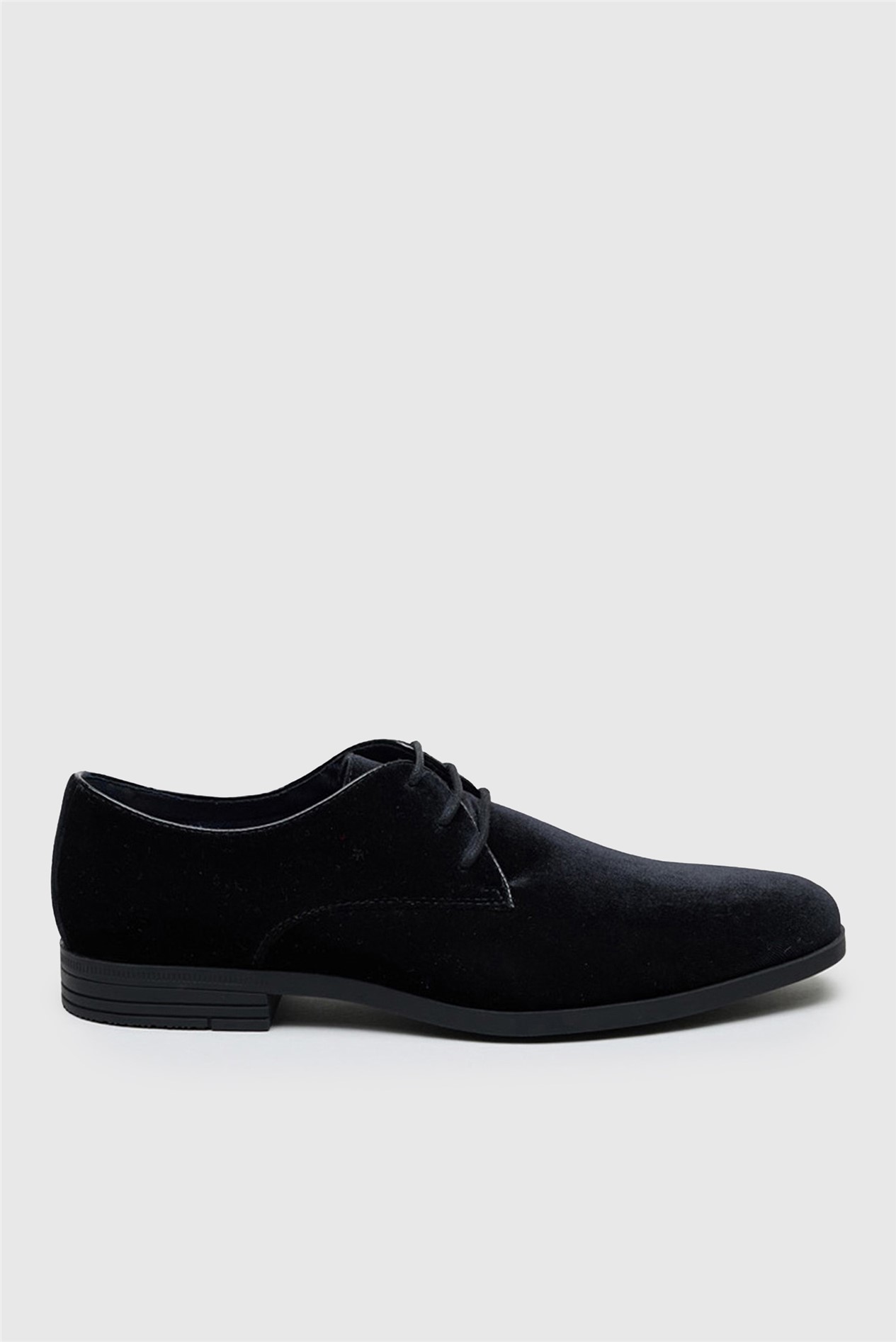 Antique Rogue Johnny Black Velvet Derby Shoe