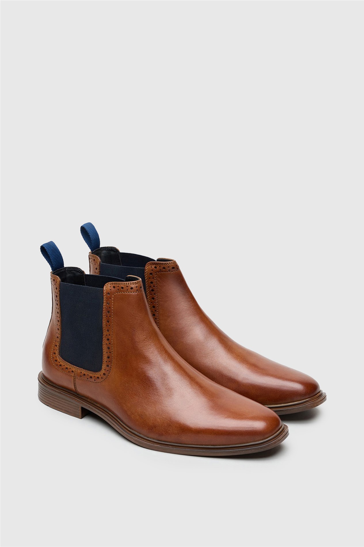 Antique Rogue Chapman Tan Leather Chelsea Boot