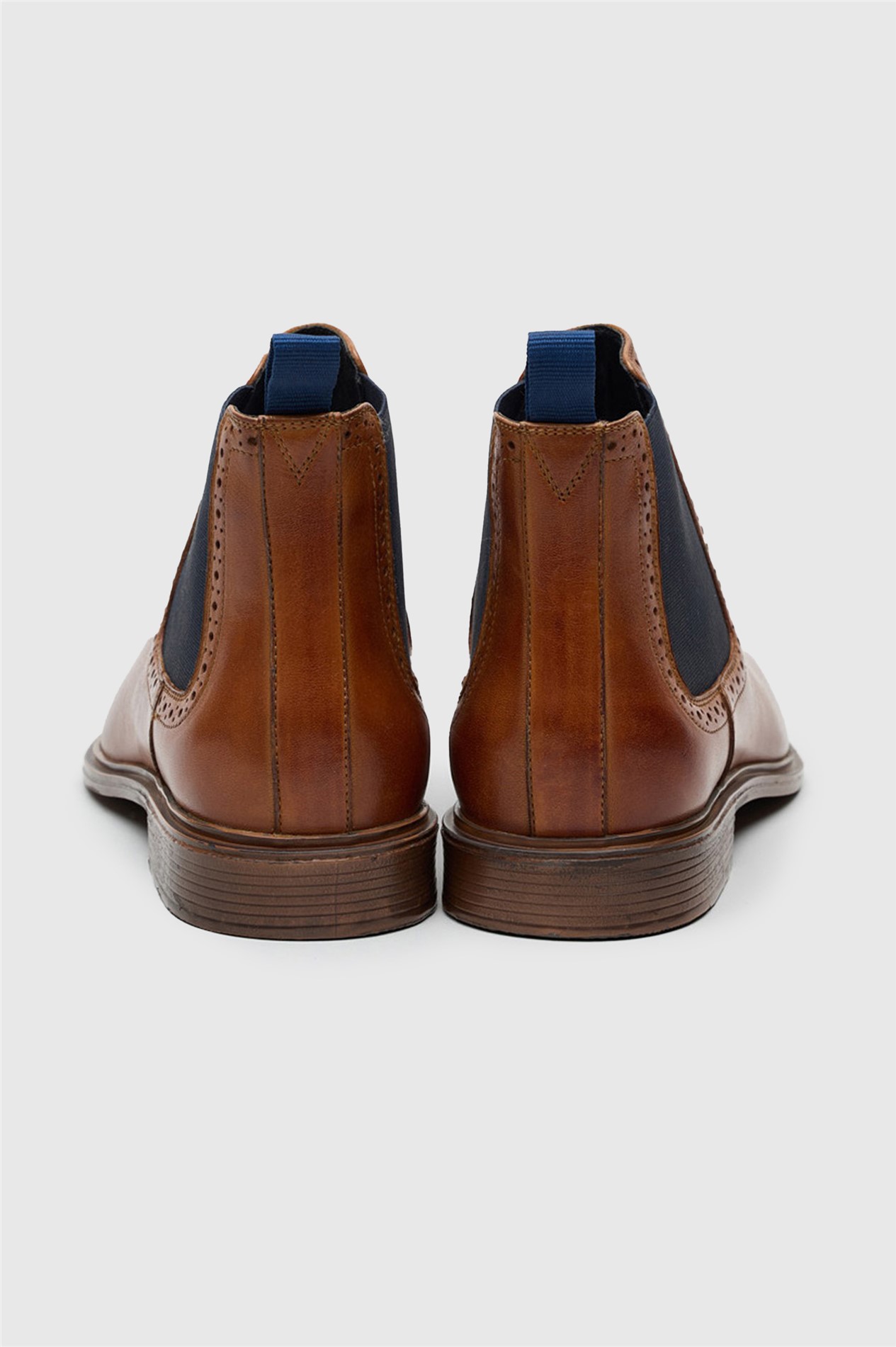 Antique Rogue Chapman Tan Leather Chelsea Boot